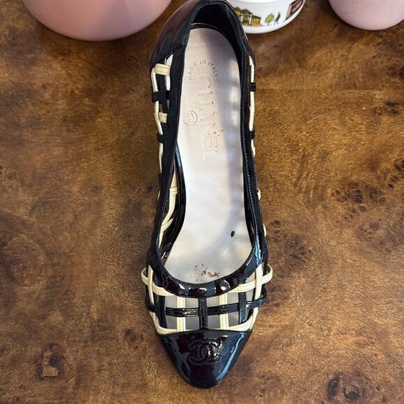 🖤Chanel CC Pumps - Picture 11 of 12